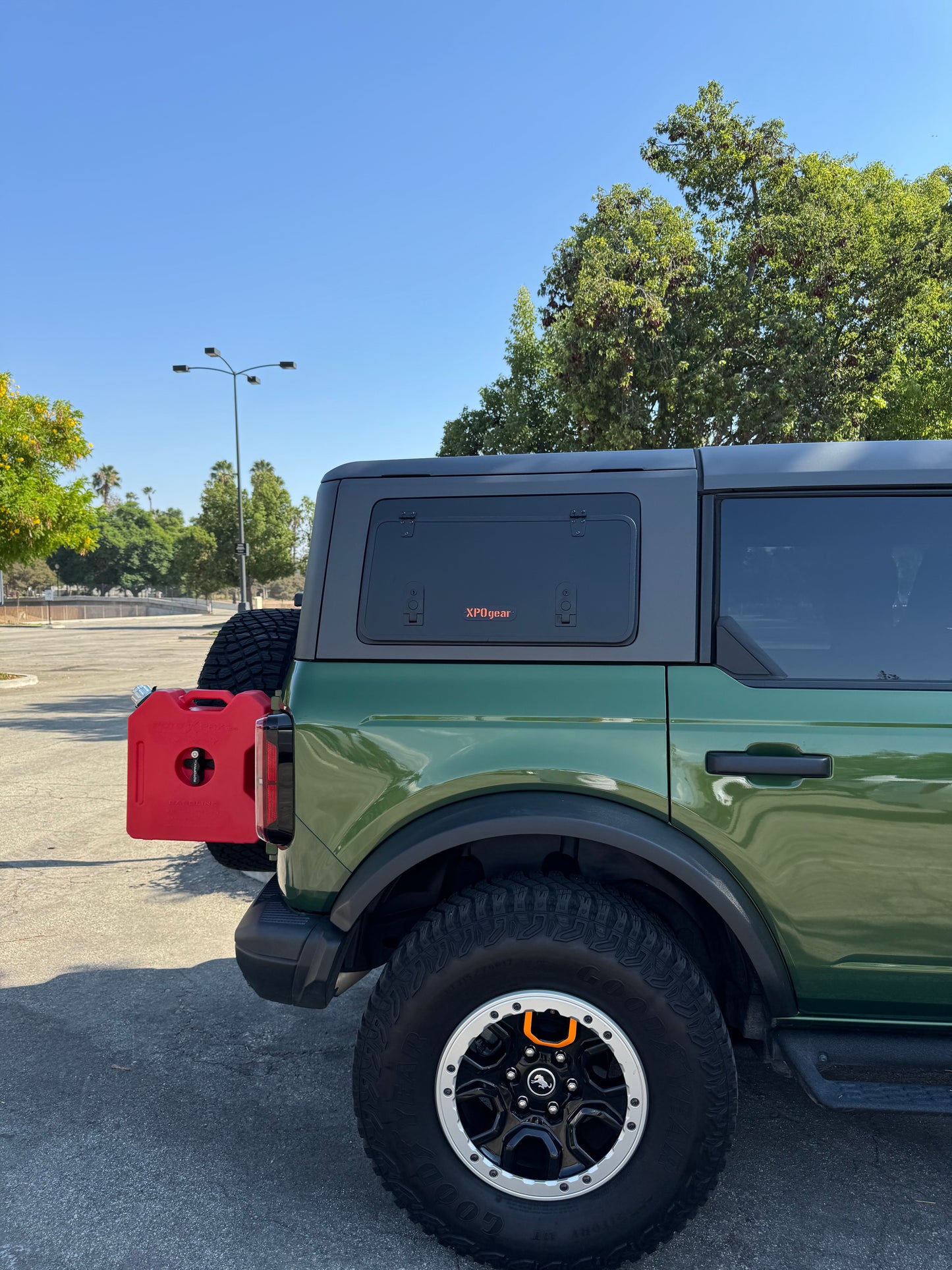 6th Gen Bronco 4 Door 2021 - 2025 Gullwing Hatch System with Molle Panels