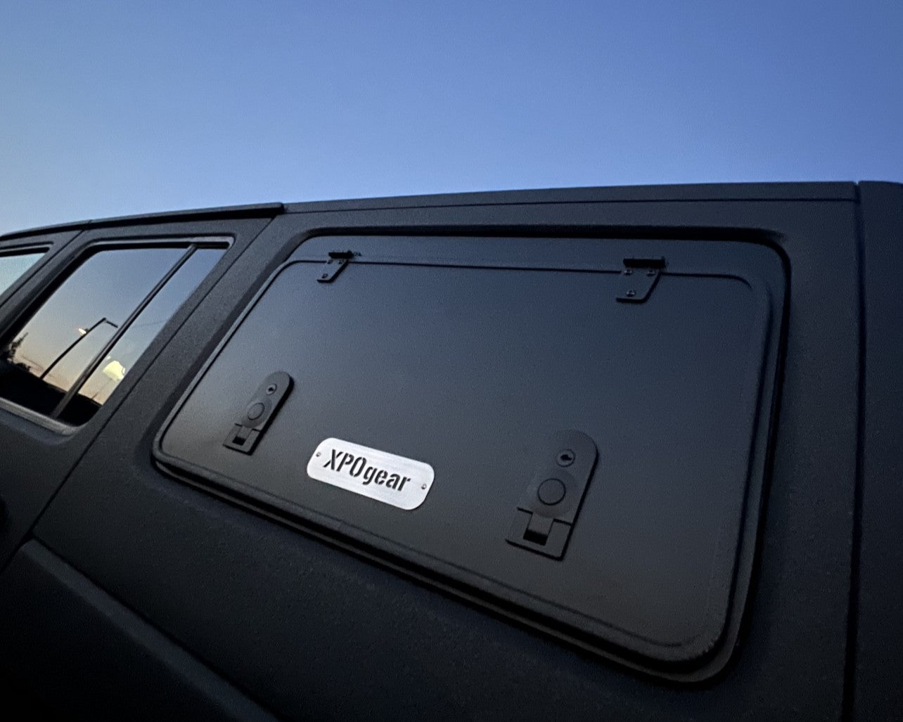 Jeep JKU - 4 Door 2011-2017 Gullwing Hatch System with Molle Panels