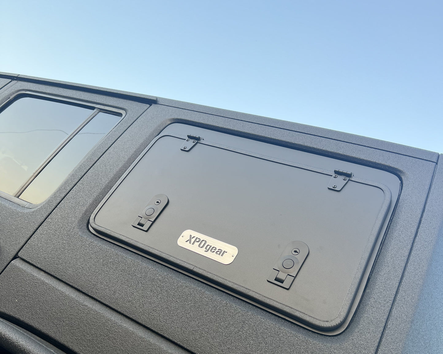 Jeep JKU - 4 Door 2011-2017 Gullwing Hatch System with Molle Panels