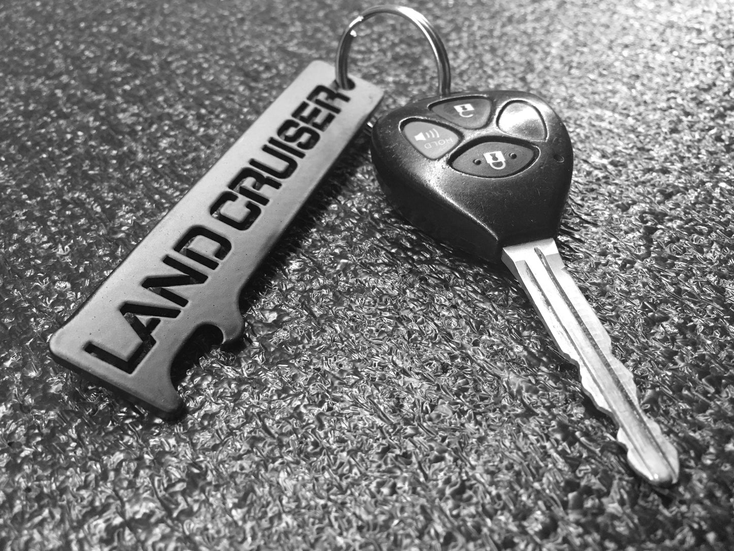 TOYOTA Land Cruiser 2 - Onyx Keychain Bottle Opener