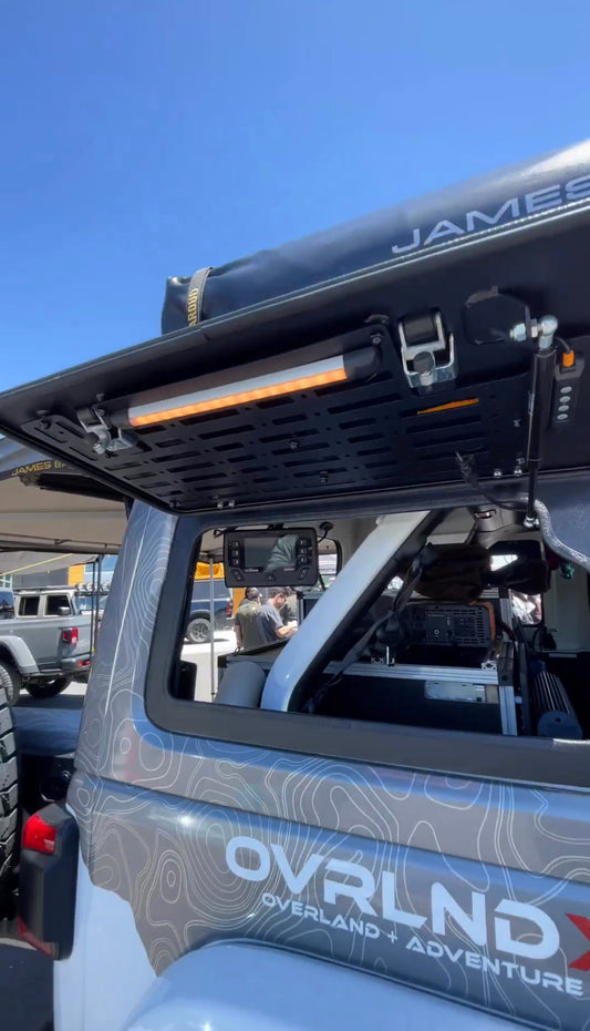 JLU - 4 Door 2018 - 2023 Gullwing Hatch System with Molle Panels